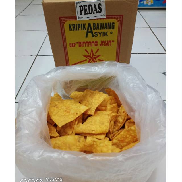 Keripik bawang asyik pedas