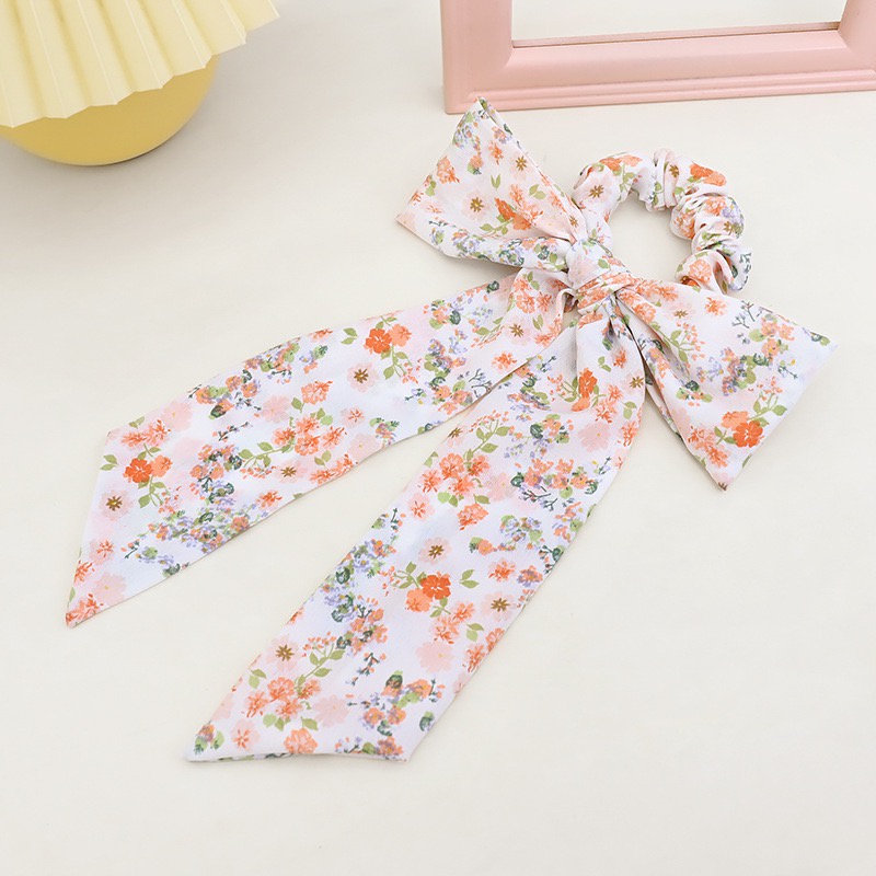Ikat Rambut Srunchie Kain Model Pita Dengan Motif Bunga-Bunga Lucu Korean Import-FS-18 #4 Putih