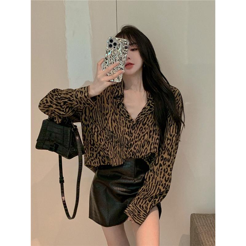 Leopard Print Kemeja Wanita Longgar Hong Kong Gaya Retro Lengan Panjang Jaket Awal Musim Gugur Gaya Malas Super Hot Goreng Street Chic Temperamen Top