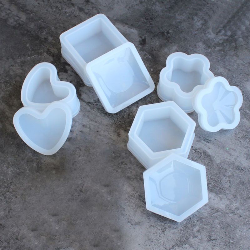 SIY  4 Pcs Box Resin Molds with lids Silicone Molds for DIY Craft Making Storing Earrings, Rings, Coins, Keys Ashtray