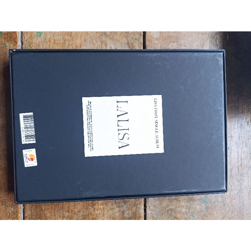 Lalisa Album, Unsealed, Kondisi 98%, PC dan POSTER ADA, kelengkapan 100%