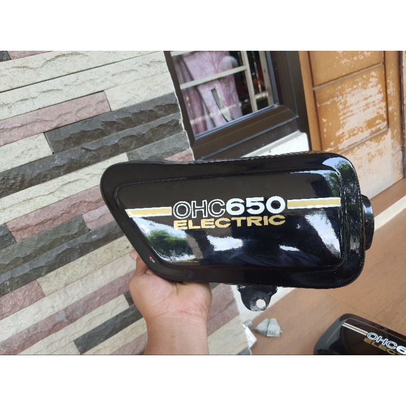 Yamaha xs650 side cover