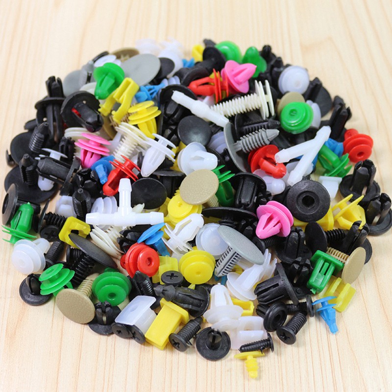 100 Pcs Pin Rivet Pengencang Pintu Mobil Universal Bahan Plastik