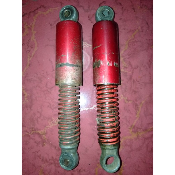 shockbreaker belakang yamaha v75.