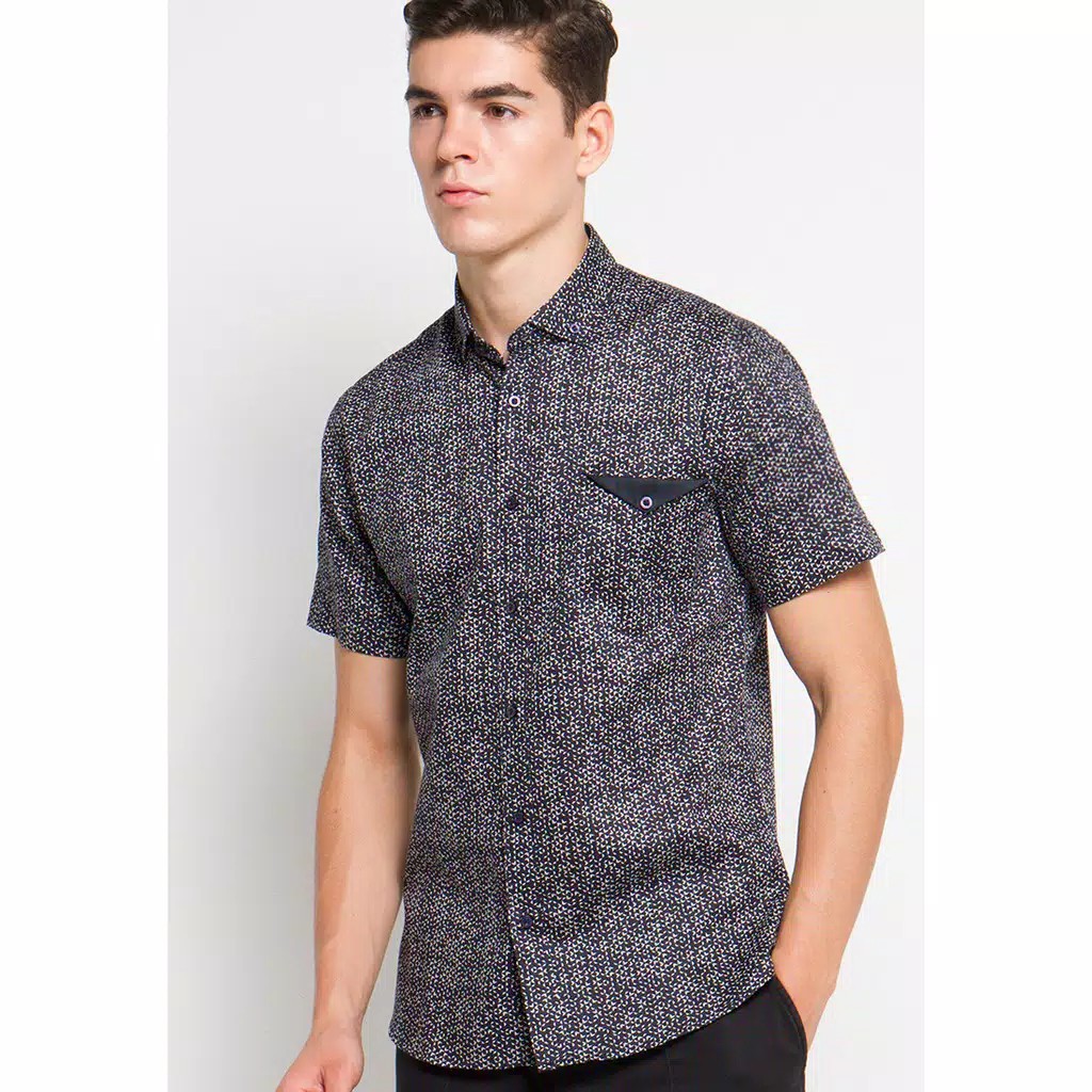 Edition Mens Ess20 Kemeja Batik Short Sleeve Woven Shirt