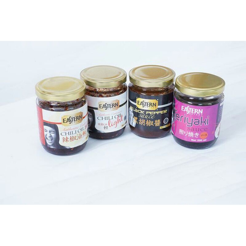 

EASTERN CHILI OIL LIGHT, CHILI OIL HOT, TERIYAKI SAUCE, BLACK PEPPER SAUCE 200 ML