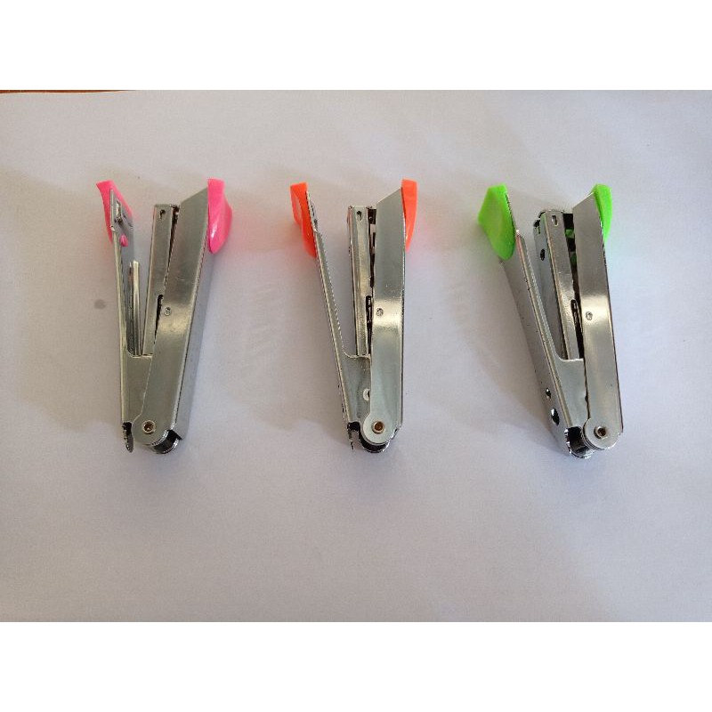 

STAPLER DEBOZZ