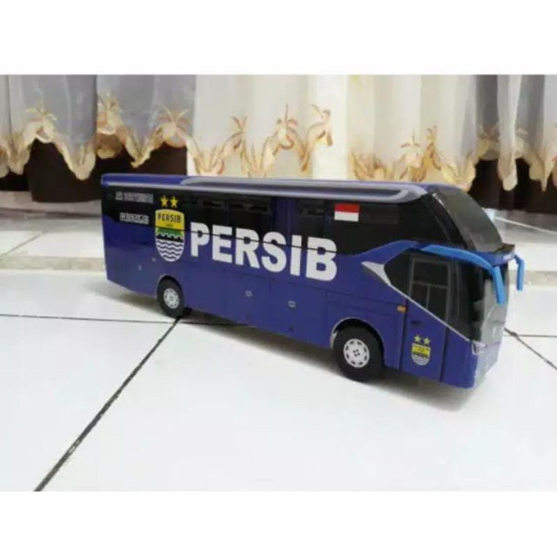 Miniatur Bus Persib