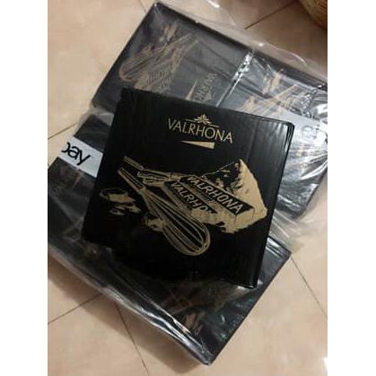 

COKLAT KETO BUBUK VALRHONA CHOCOLATE POWDER