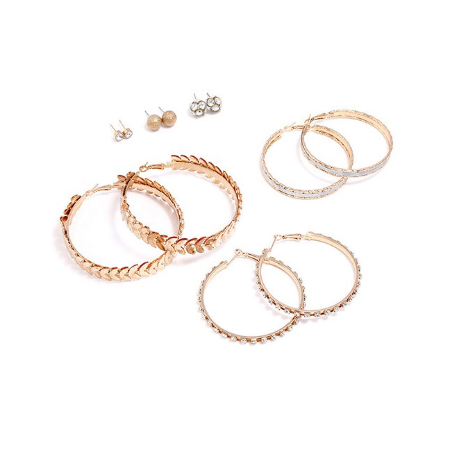 LRC Anting set Fashion Color Circular Ring Shape Decorated