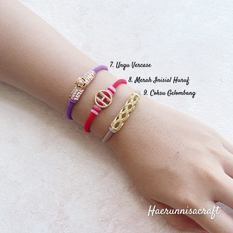 Gelang Tali Serut Pandora Hongkong dan Charm Liontin (on model)