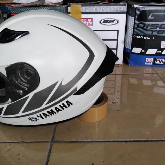Spoiler Helm Yamaha Carglos Helm Vixion Shopee Indonesia
