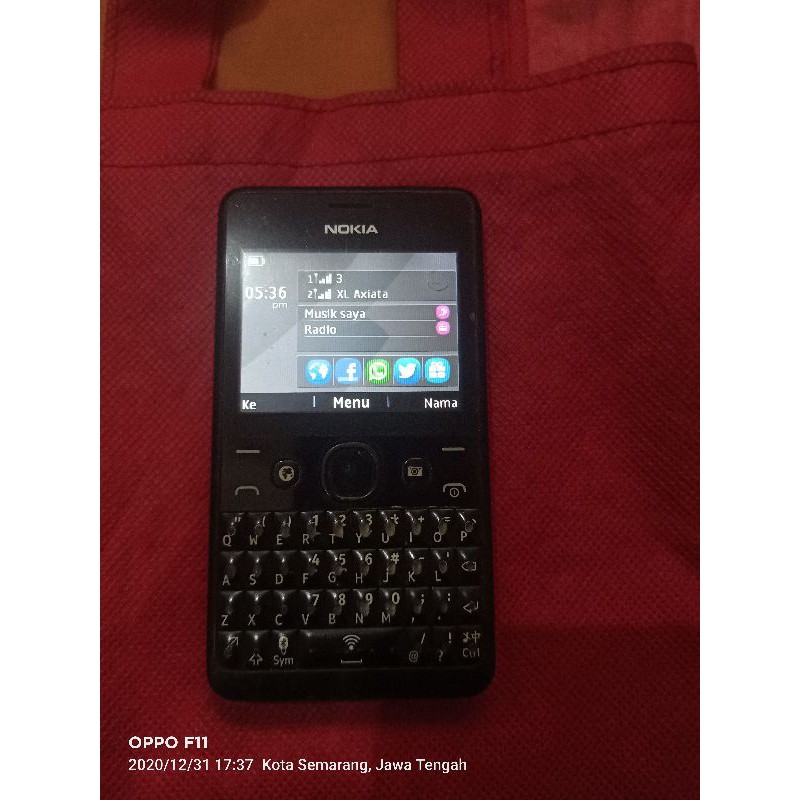 Nokia Asha 210 hp jadul