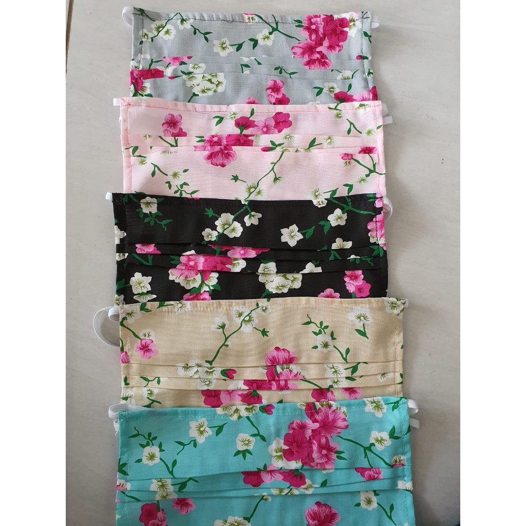 Masker Kain Bahan Katun Rayon Motif Bunga Aman Bebas Debu Masker Kain Bahan Katun Rayon Motif Bunga Aman Bebas Debu