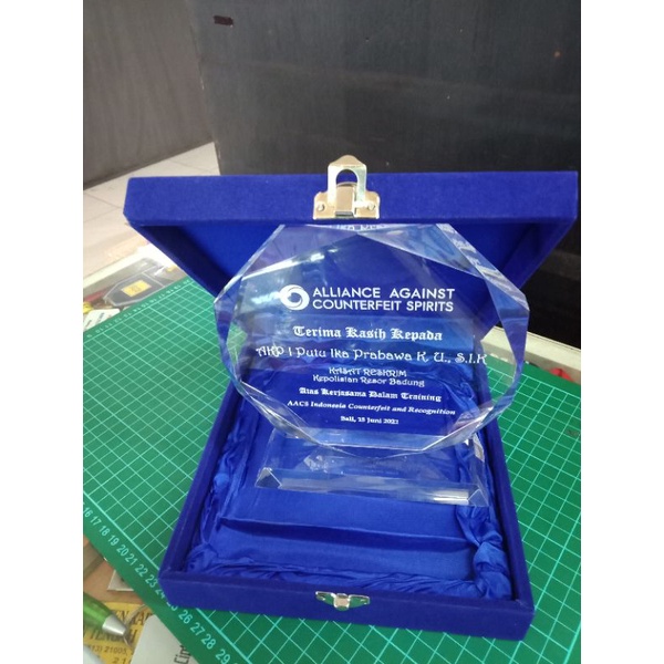 

plakat akrilik diamond sehari jadi