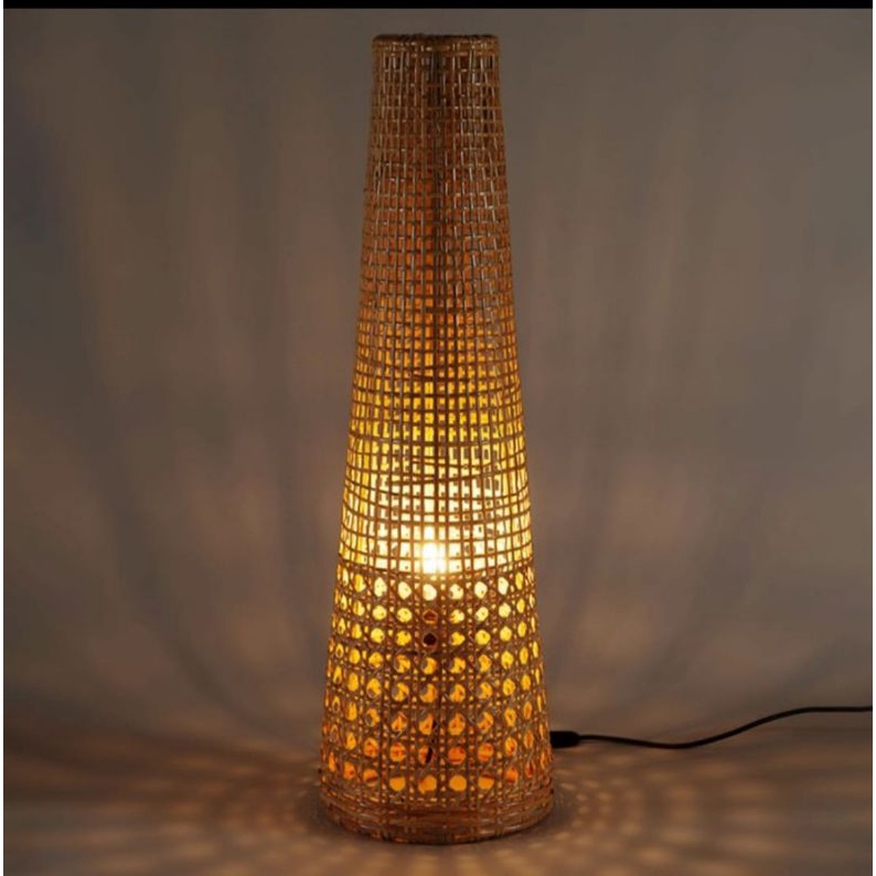 Kap Lampu Gantung Anyam Truntum