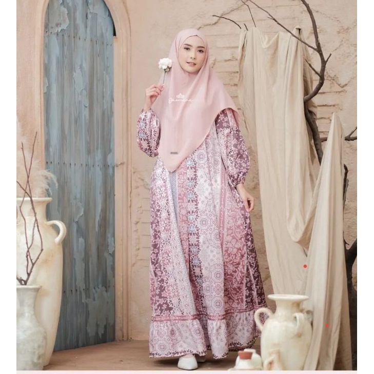 evelyn by jasmine lidia hadiwinoto