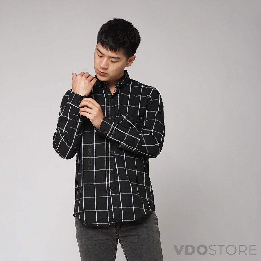 KEMEJA FLANEL PRIA 06 BLACK AND WHITE CASUAL - M L XL - KEMEJA LENGAN PANJANG VDOSTORE DEWASA BAJU FLANNEL TANGAN PANJANG HITAM NAVY ABU MOTIF KEMEJA COWOK MURAH DEWASA SANTAI TEBAL KUALITAS IMPORT BAJU CATUR PANEL FANEL