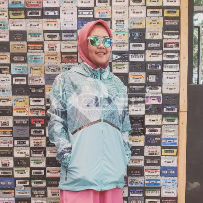 Jaket Gunung Eider Original Running Ultralight Trail Running Unisex