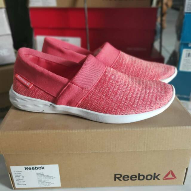 Reebok Women Slip On Astroride
