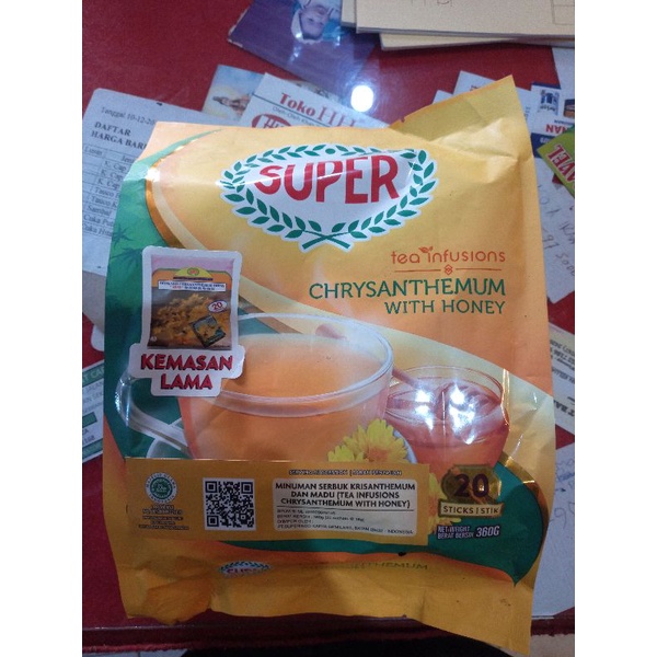 

super chrysanthemum with honey