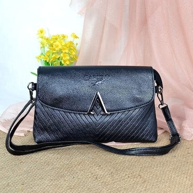 Tas Selempang Embos Cartelo Logo V Wanita Import 6096-2