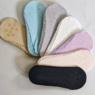  KAOS  KAKI  WANITA HIDDEN SOCKS RENDA KAOS KAKI FLAT SHOES  