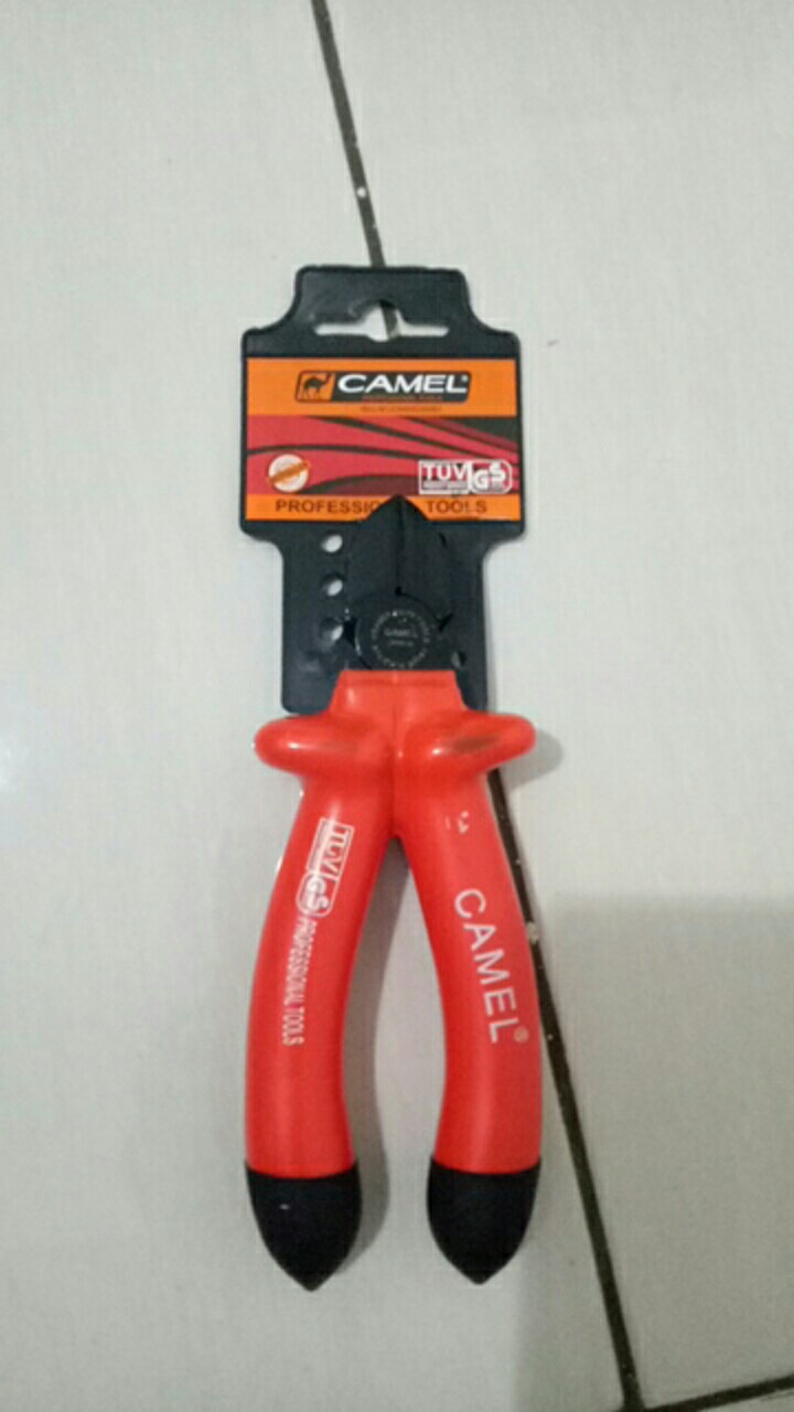 Tang Listrik Potong 6 Inch Camel