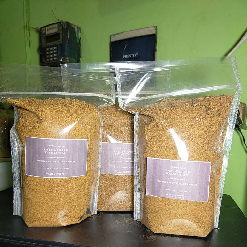 BUKHUR/ SERBUK KAYU GAHARU KALIMANTAN