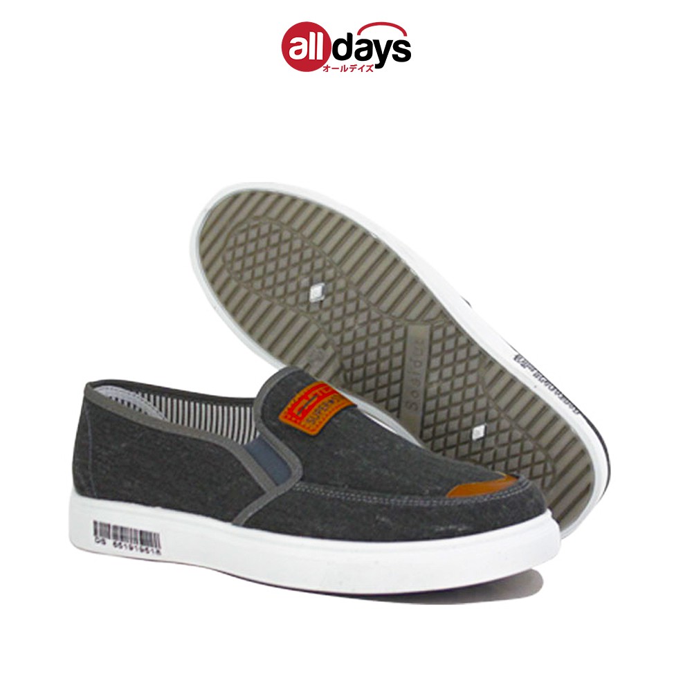 Sepatu Sneakers Slip On Casual Pria 2104-1027 Size 39-44