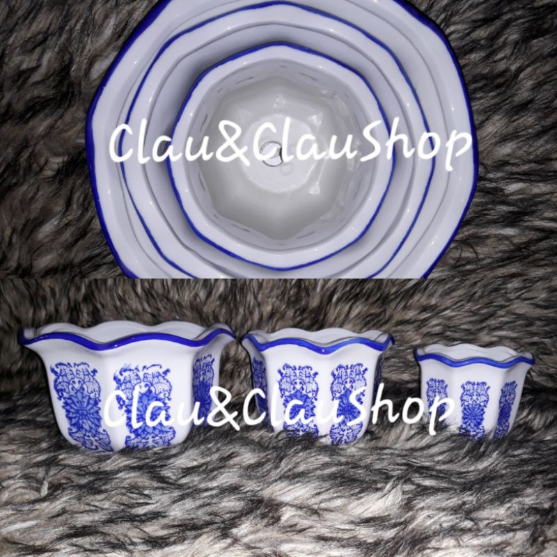 Pot keramik gelombang biru putih