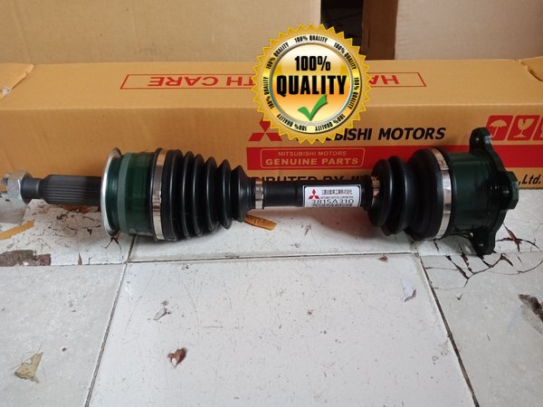 Drive shaft Triton Cv joint Triton As Tarik sebelah kanan bagian depan