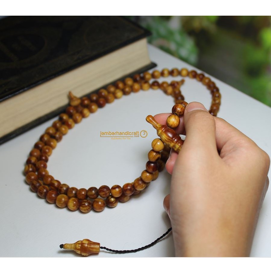 TEMBUS CAHAYA | Tasbih Kayu Damar Pinus 99butir Premium