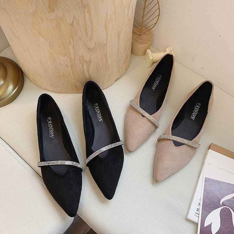 UC 10 FLATSHOES