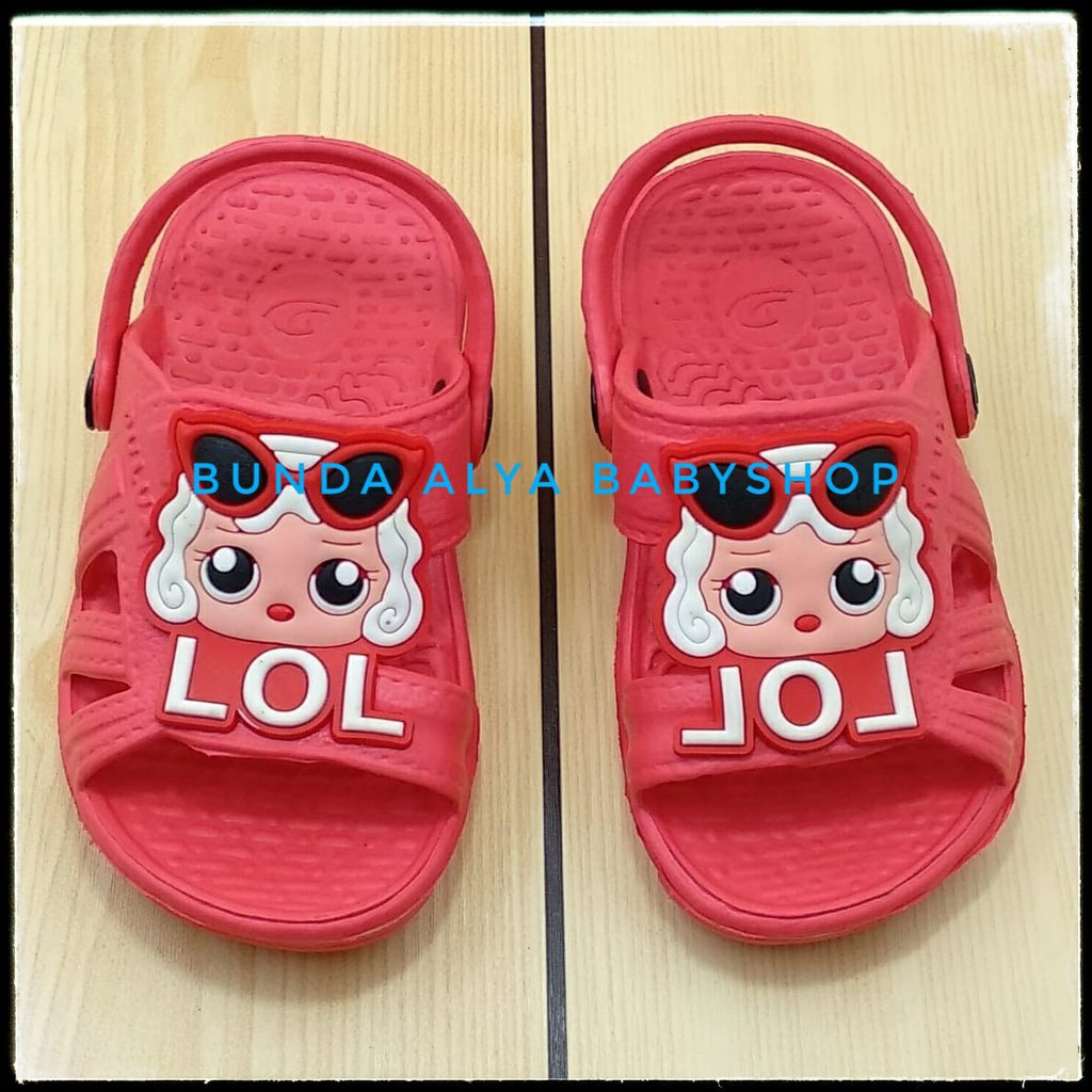 Sendal Bayi Perempuan Usia 6 Bulanan Karet Anti Licin - Sandal Anak Cewek Karet MERAH Size 19 -22 Anti Licin