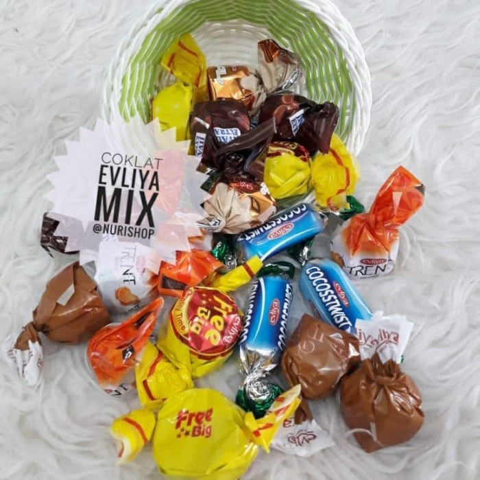 

Coklat Arab - Coklat Arab Turkiye Deluxe Verona 1Kg / Souvenir Oleh Haji Umroh