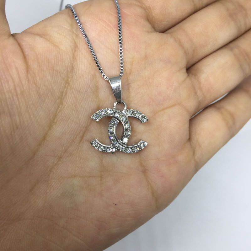 Kalung Italy titanium Wanita Liontin Elegan Termurah Anti Karat