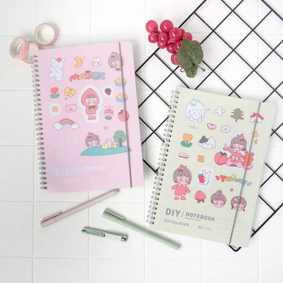 

Little Honey Peach Sticker and Ruled Notebook Set B5 - Buku Tulis Dengan Sticker