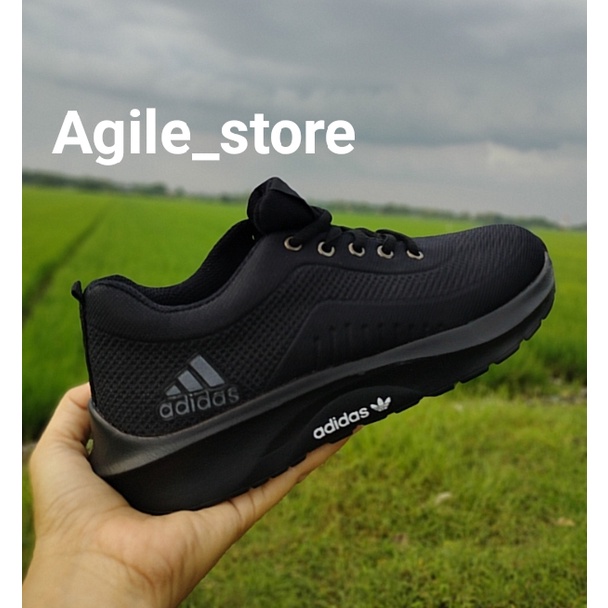 SEPATU SEKOLAH HITAM POLOS WANITA PRIA - SEPATU SPORT - sepatu Olahraga - Sepatu Sneakers Kets Fashi