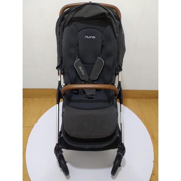 Preloved - Nuna Triv Stroller (Caviar)