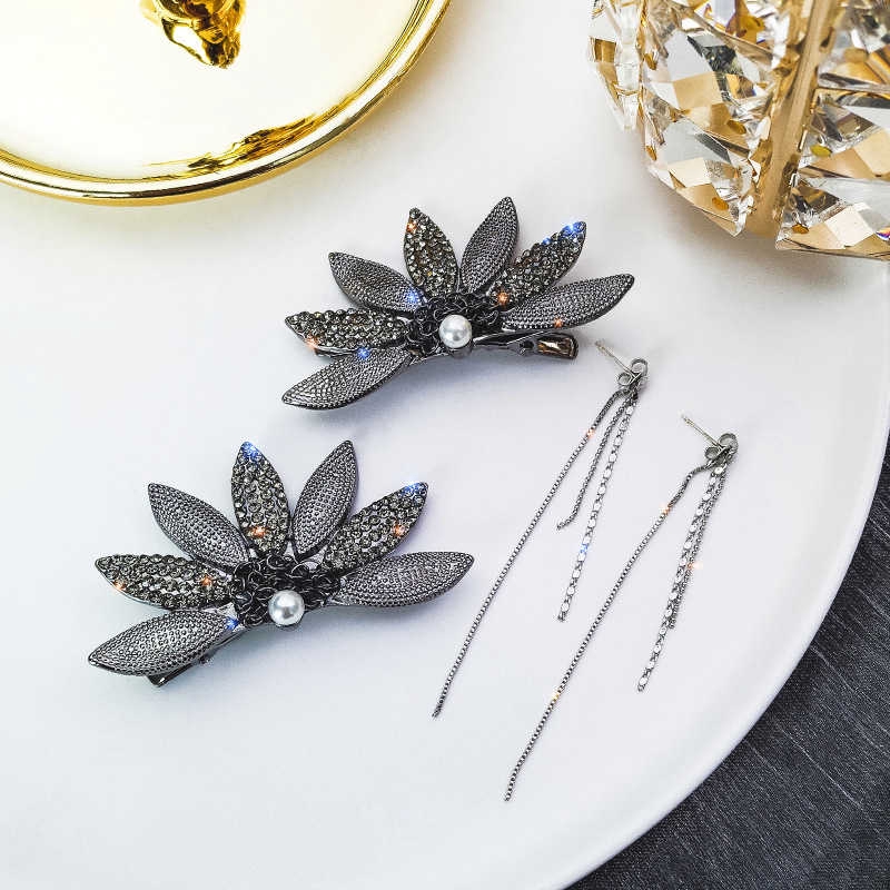 Alloy Petal Hair Clip Headwear Hotel Deluna IU Jepit Tassel Headdress+ Anting