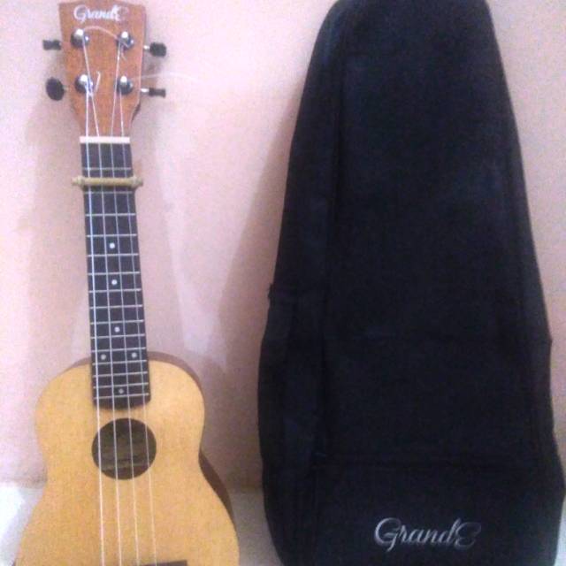 Ukulele Grande Soprano