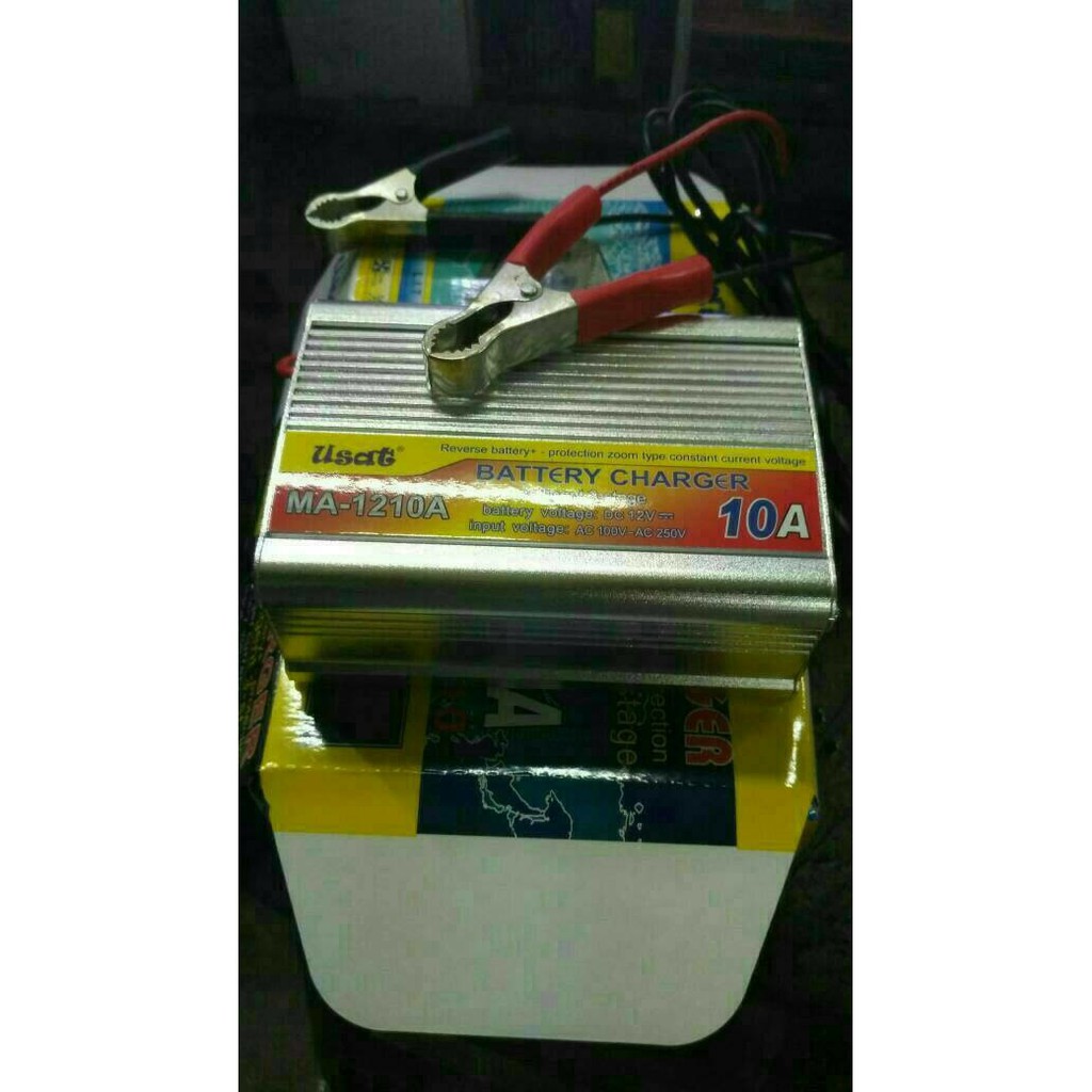 Charger Aki / Accu 12V 10A Otomatis  ,Baterai carger Usat 10A