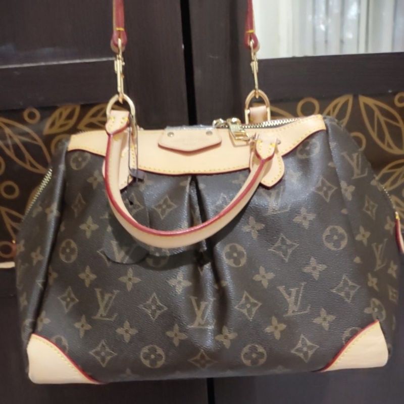 LV new bag mirror