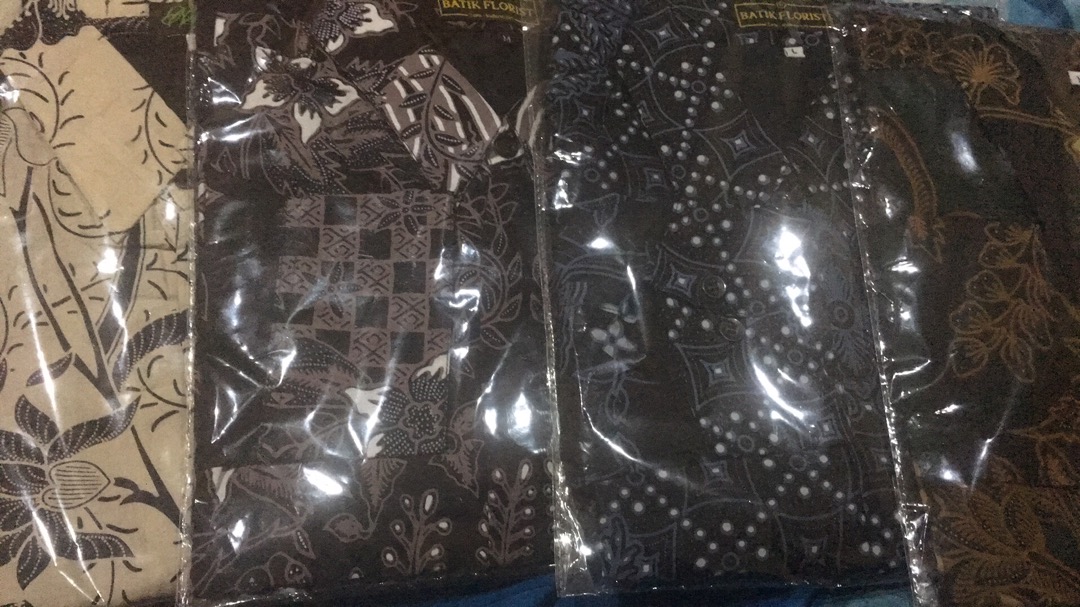 Hanurogo Pendek Kemeja Batik Pria Full Furing Bahan Katun Halus Primisima