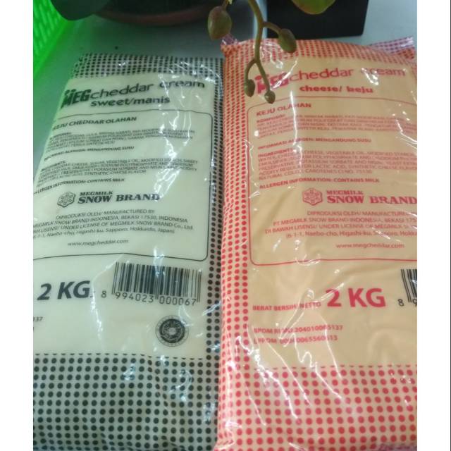 

Meg cream cheese dan Meg cream sweet