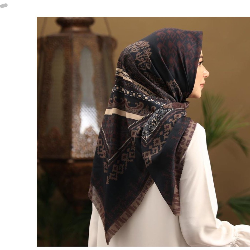 Ruwa Scarf by Heaven Lights