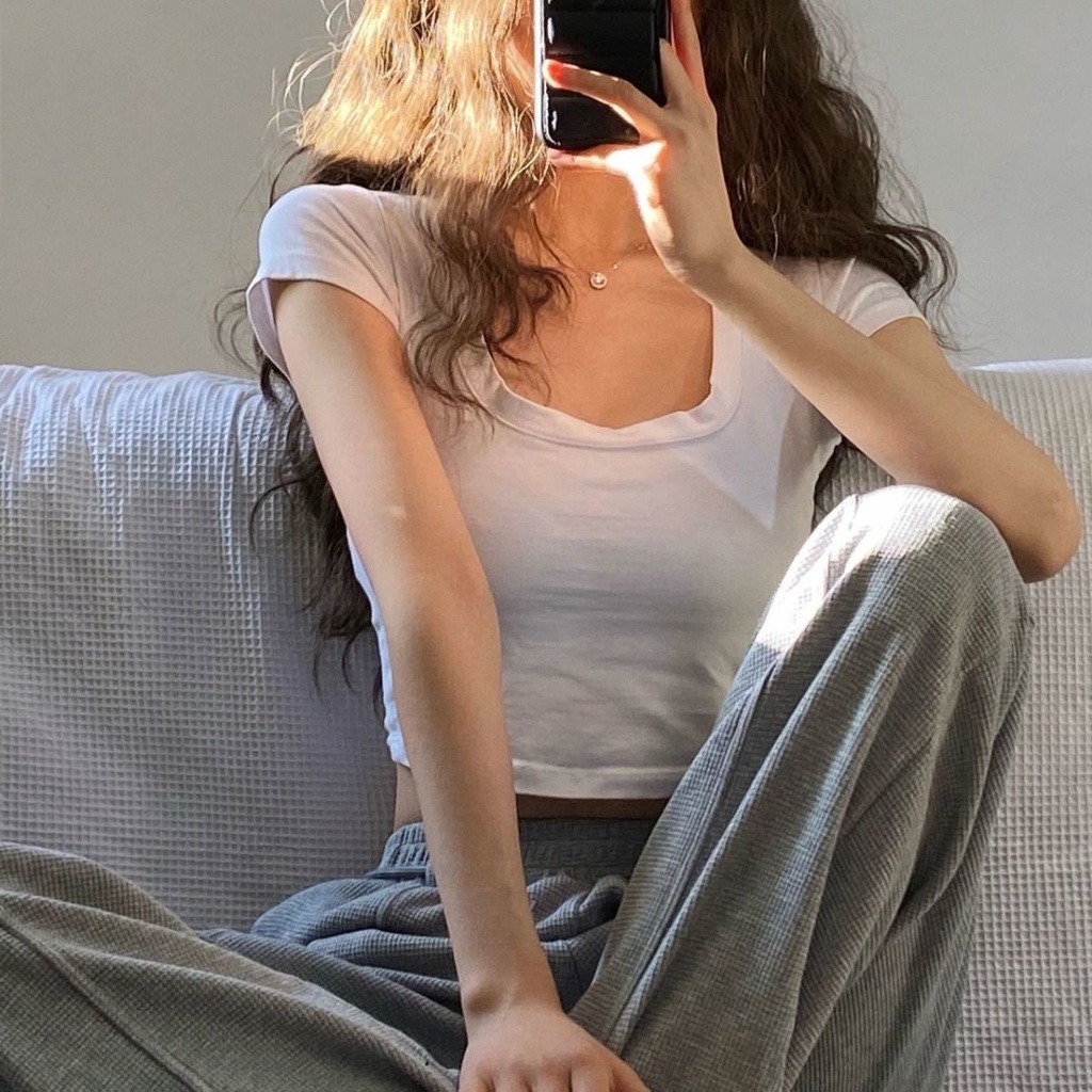 Di musim panas, kenakan T-shirt lengan pendek wanita pusar pendek ketat ketat gadis seksi olahraga k