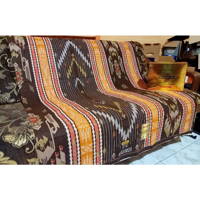 SARUNG WADIMOR MOTIF BHS SGE