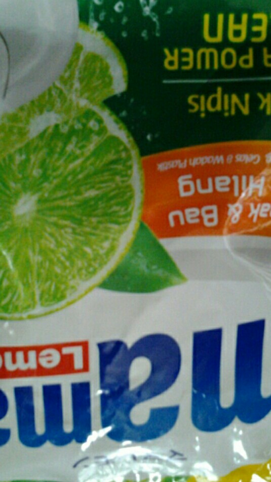 Mama Lemon Sabun Cairan Pencuci Piring Gelas Dan Wadah Plastik 780 Ml